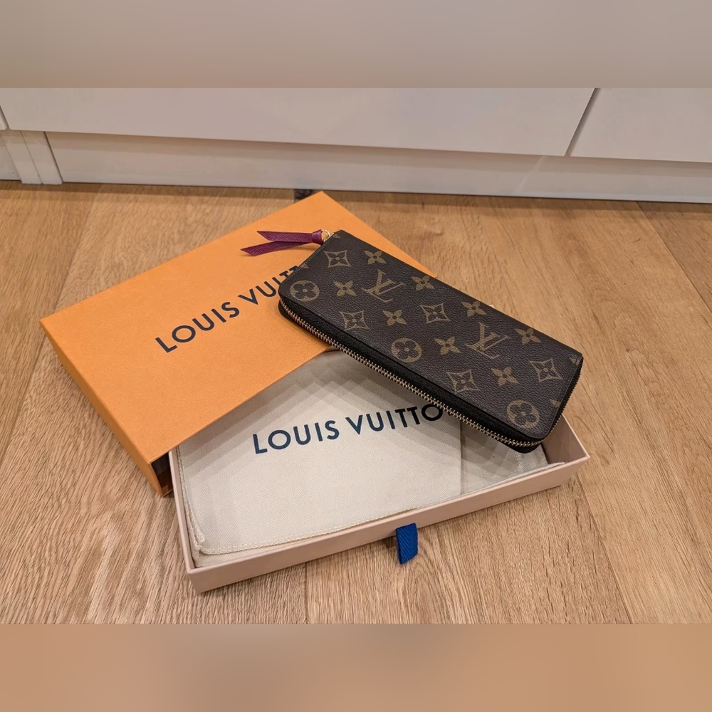Louis Vuitton Clémence Wallet - Picture 2 of 10